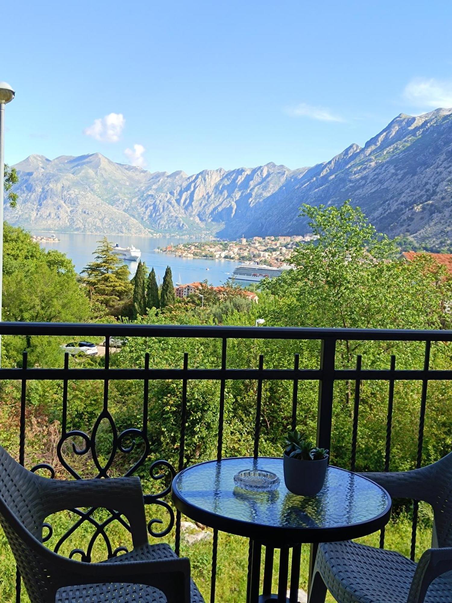 Radgost Kotor Apartments מראה חיצוני תמונה