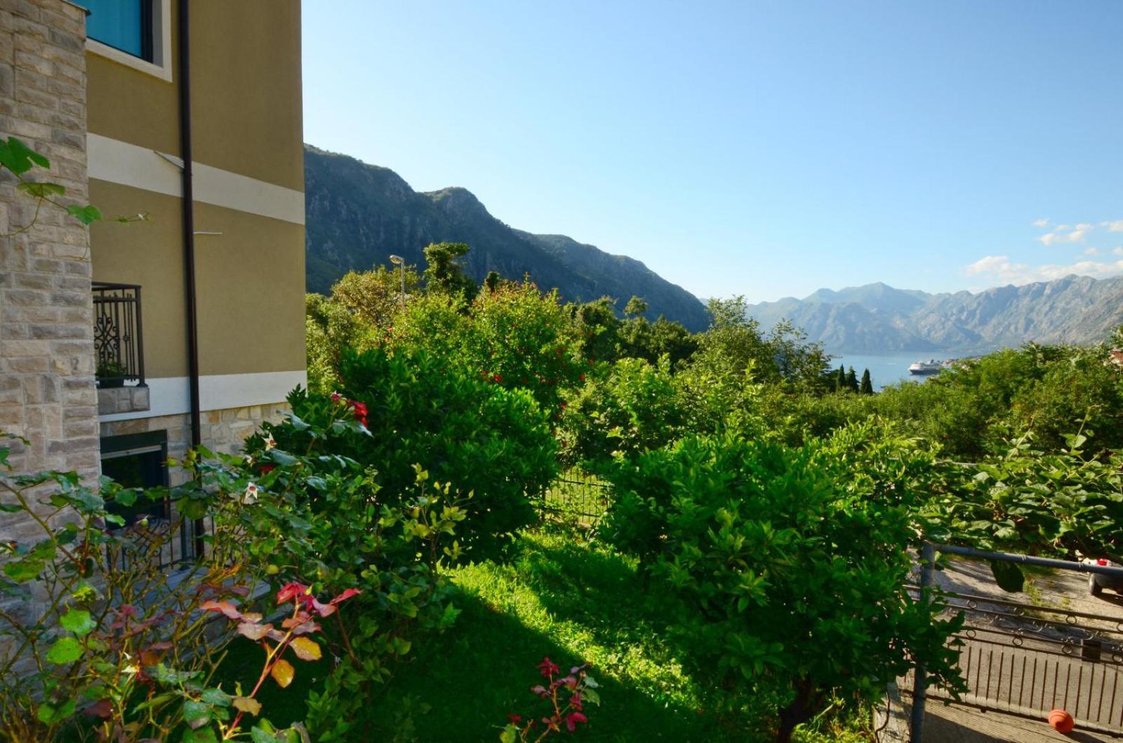 Radgost Kotor Apartments מראה חיצוני תמונה