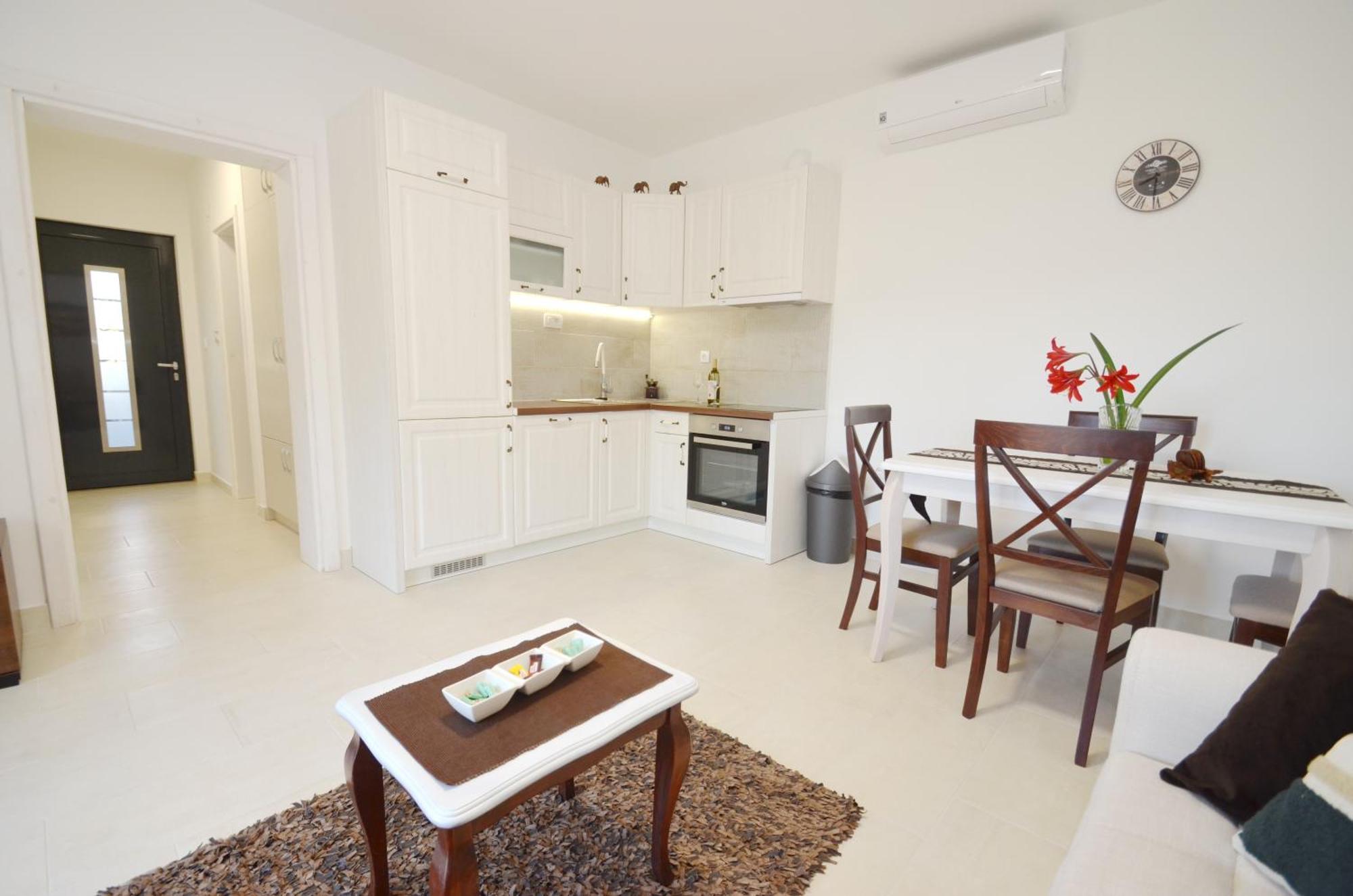 Radgost Kotor Apartments מראה חיצוני תמונה